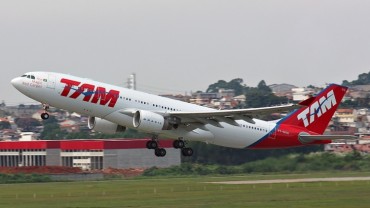 TAM AIRLINES RECIBE EL PRIMER AIRBUS A330